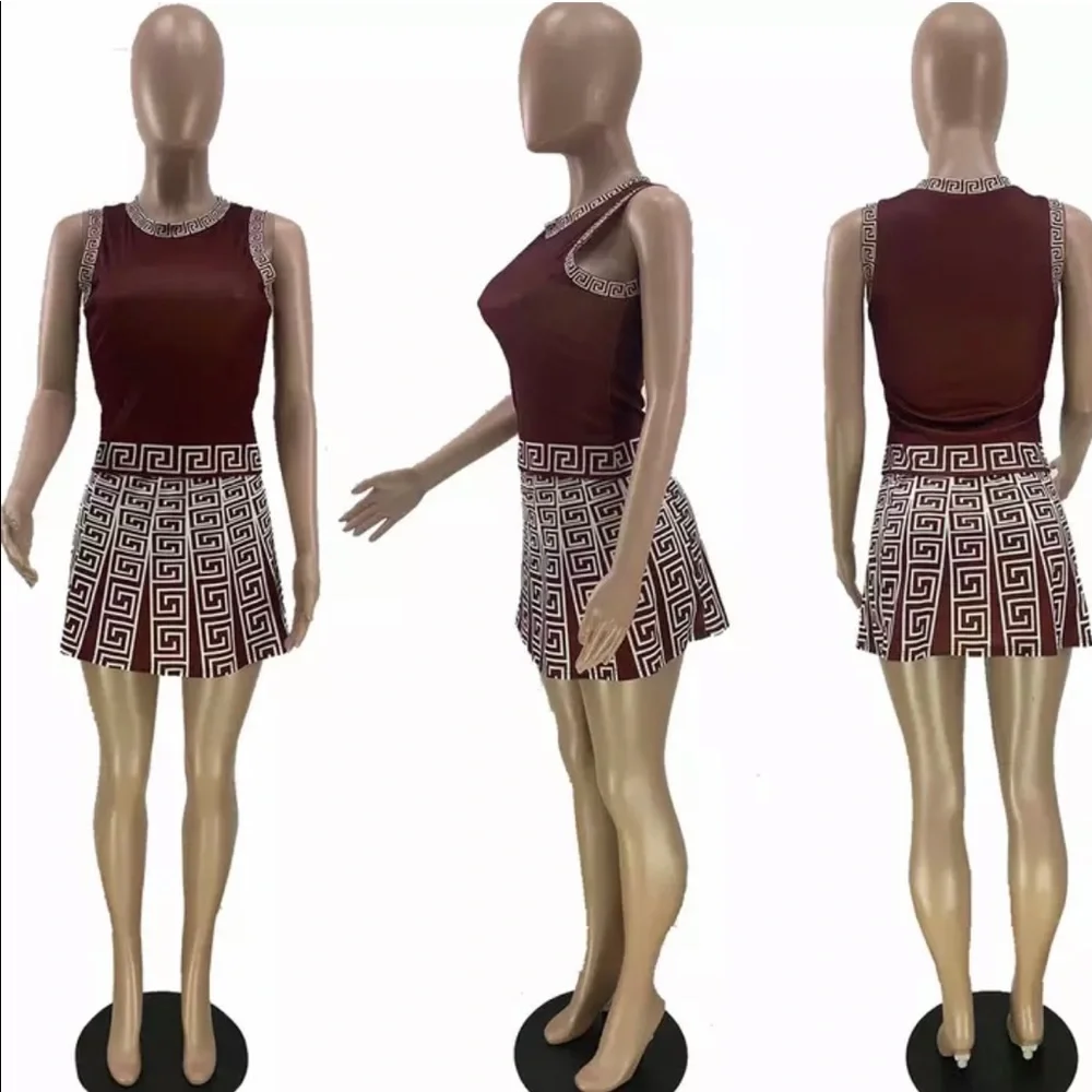 Two Piece Set - Picture 2 of 4